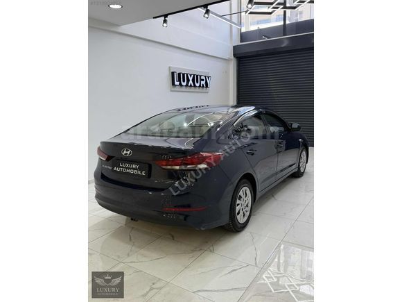 138.000 KM 2016 HYUNDAİ ELENTRA 1.6 STYLE HATASIZ BOYASIZ