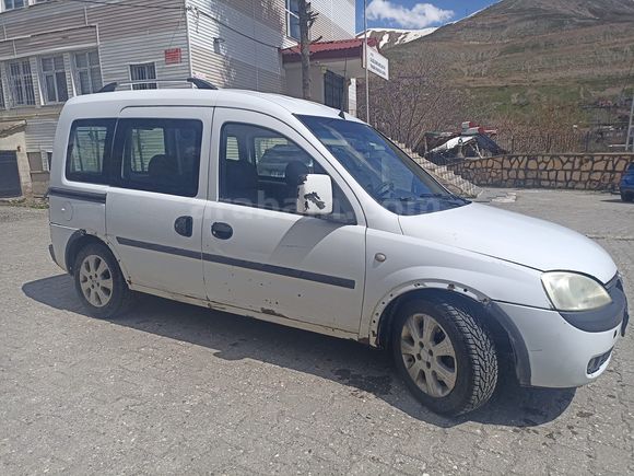 Sahibinden Opel Combo 1.7 DTI 2004 Model 