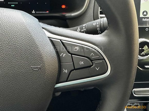 NBS GROUP 2025 RENAULT MEGANE 1.5 DCI ICON HATASIZ BOYASIZ