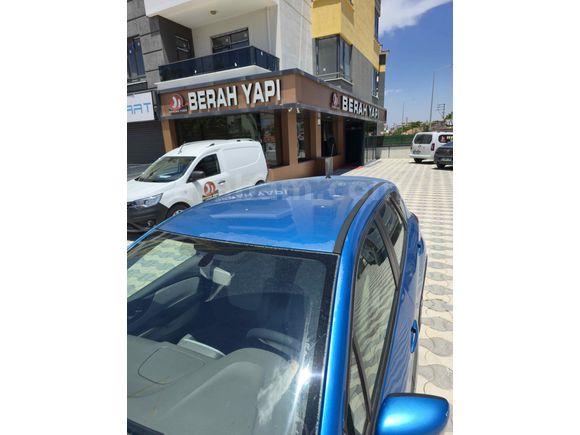 Sahibinden Renault Captur 1.5 dCi Touch 2013 Model  147.000 km   ACİLL SATILIK PAZARLIK PAYI VARDIR 