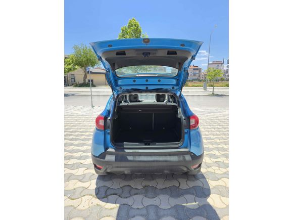 Sahibinden Renault Captur 1.5 dCi Touch 2013 Model  147.000 km   ACİLL SATILIK PAZARLIK PAYI VARDIR 