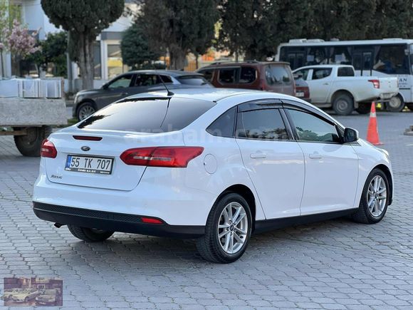2015 FORD FOKUS 1.5 TDCİ TREND X 120 BG OTOMATİK 136 BİN KM