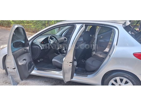Sahibinden Peugeot 206+ 1.4 Envy 2011 Model 