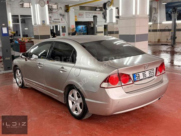 200BİN PEŞİNLE KREDİ SENET İMKANI Civic Sedan 1.6 i-VTEC Premium