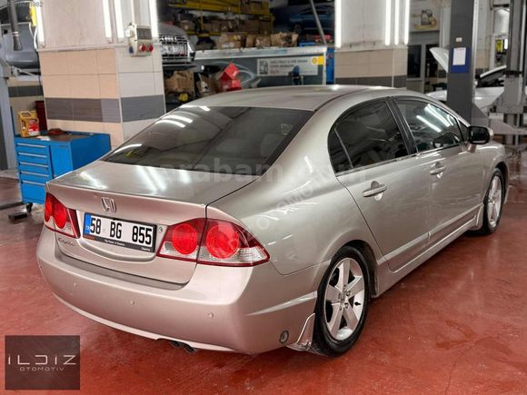 200BİN PEŞİNLE KREDİ SENET İMKANI Civic Sedan 1.6 i-VTEC Premium