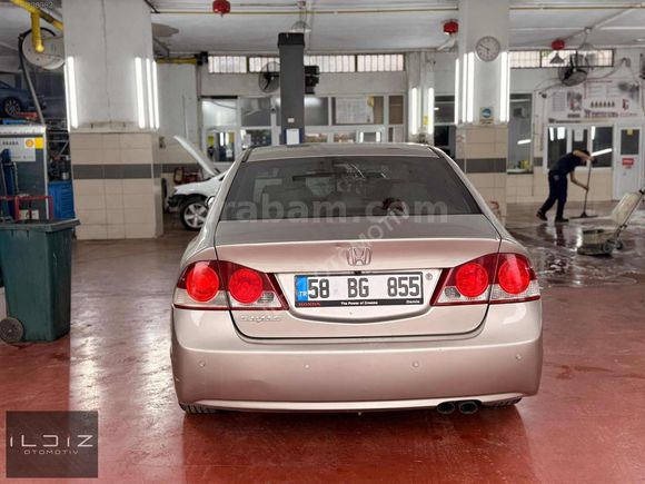 200BİN PEŞİNLE KREDİ SENET İMKANI Civic Sedan 1.6 i-VTEC Premium