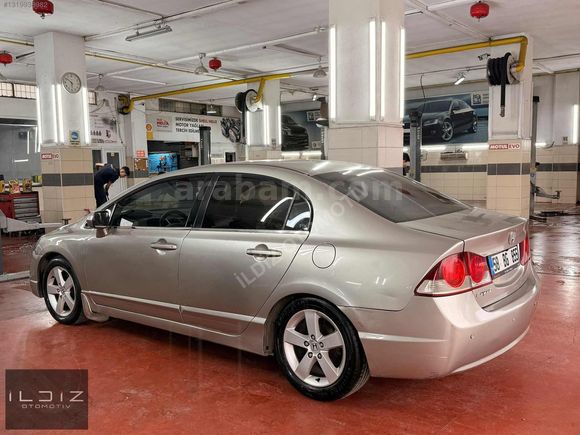 200BİN PEŞİNLE KREDİ SENET İMKANI Civic Sedan 1.6 i-VTEC Premium