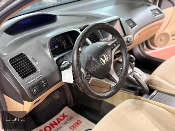 200BİN PEŞİNLE KREDİ SENET İMKANI Civic Sedan 1.6 i-VTEC Premium