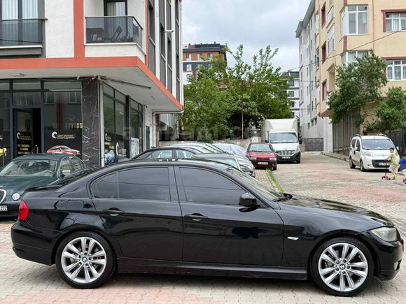 Sahibinden BMW 3 Serisi 320d  Masrafsız exper raporu son resimde 