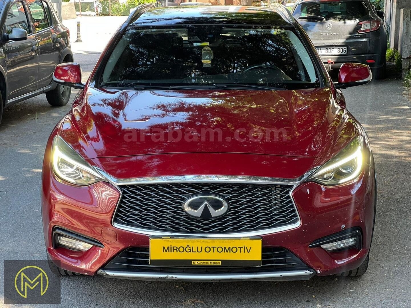 Galeriden Infiniti Q30 1.5 D 2016 Model İstanbul 183.000 km Kırmızı 2