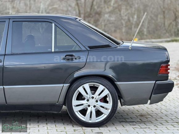 ARC'AUTO TERTEMİZ w201 YILDIZLAR ÜZERİNDE