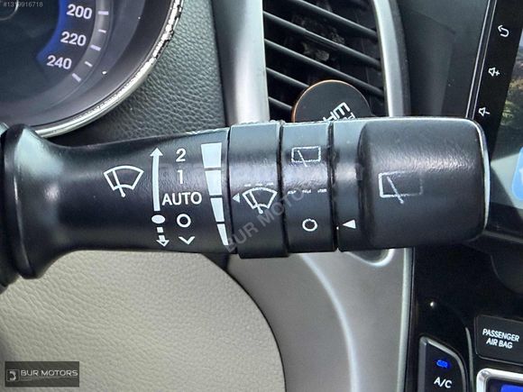 180 BİN PEŞİN İLE 2012 HYUNDAİ İ30 1.6 CRDİ STYLE