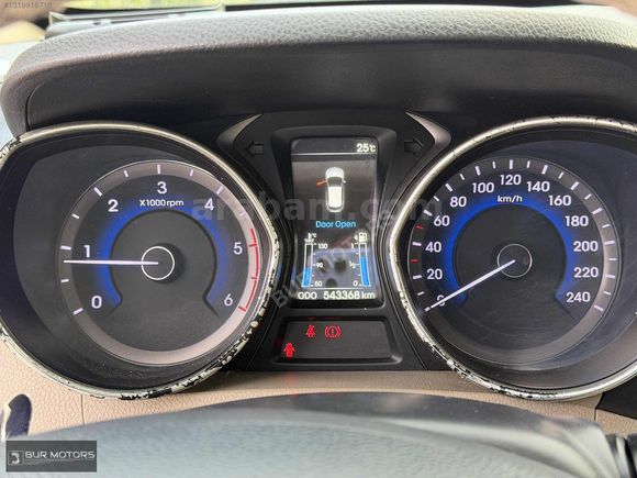180 BİN PEŞİN İLE 2012 HYUNDAİ İ30 1.6 CRDİ STYLE