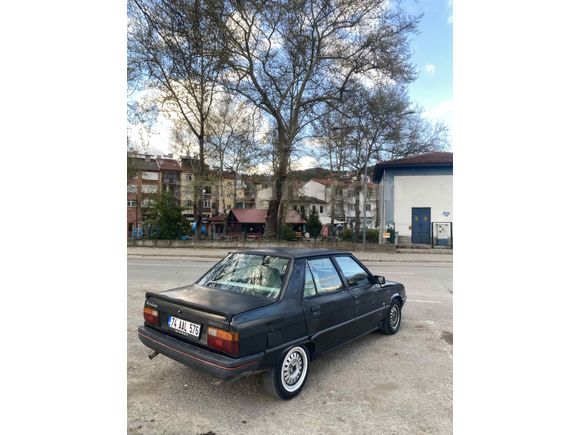 Sahibinden Renault R 9 1.4 Broadway GTE 1993 Model  184.000 km Yeşil