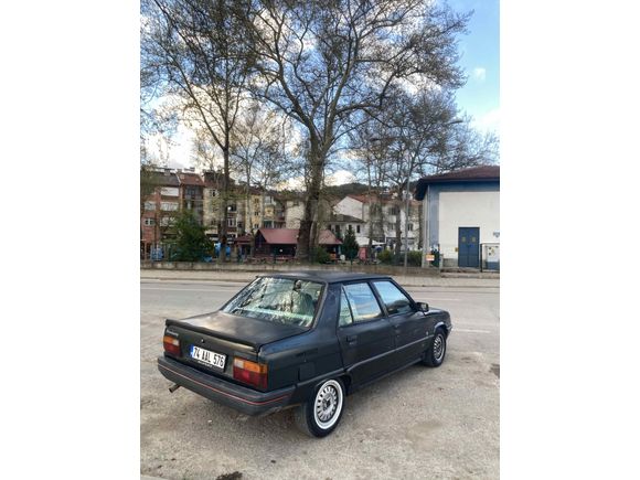 Sahibinden Renault R 9 1.4 Broadway GTE 1993 Model  184.000 km Yeşil