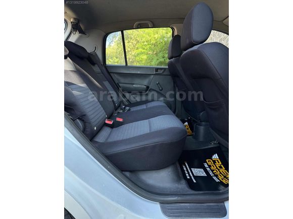 PREMİER MOTORS'DAN 2009 TEMİZ MASRAFSIZ KLİMALI 1.5 CRDİ