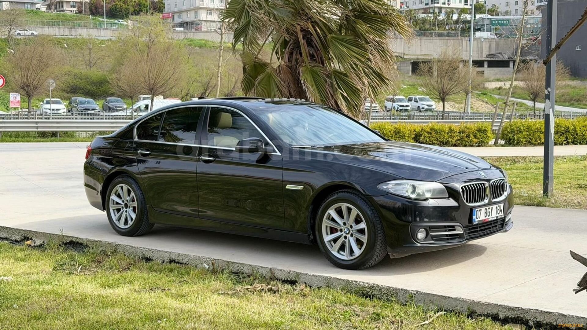 Galeriden BMW 5 Serisi 520d Premium 2014 Model İstanbul 249.000 km Siyah 7