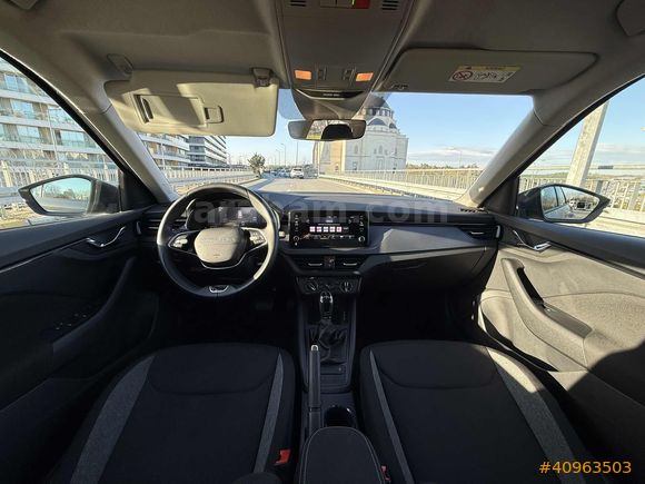 HATASIZ 2025 SKODA KAMİQ 1.0 TSİ ELİTE
