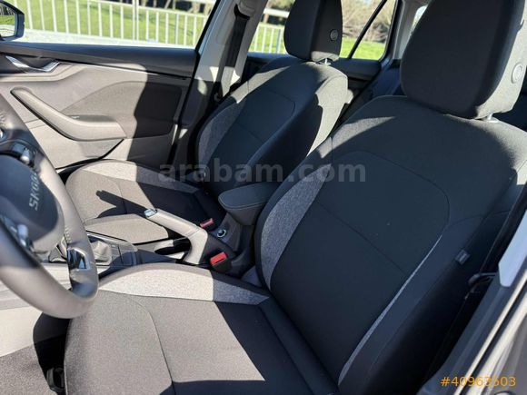 HATASIZ 2025 SKODA KAMİQ 1.0 TSİ ELİTE