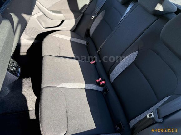 HATASIZ 2025 SKODA KAMİQ 1.0 TSİ ELİTE
