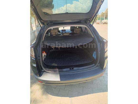 Sahibinden Renault Megane 1.5 dCi Sport Tourer Privilege 2011 Model