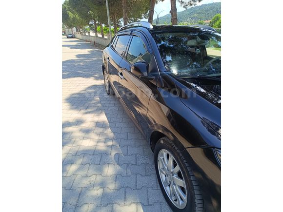 Sahibinden Renault Megane 1.5 dCi Sport Tourer Privilege 2011 Model