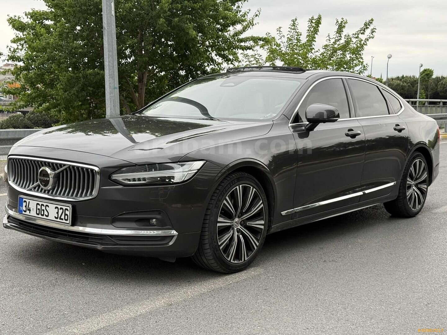 Galeriden Volvo S90 2.0 D B5 Plus Bright 2022 Model İstanbul 108.000 km Kahverengi 3