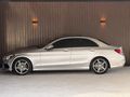 CAM TAVAN MERCEDES C200d AMG
