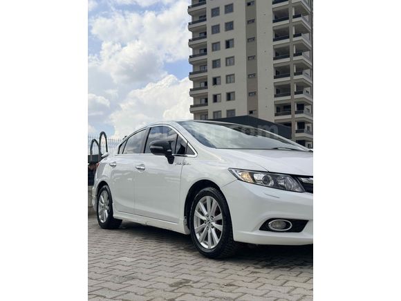 Sahibinden Honda Civic 1.6i VTEC Eco Elegance 2013 Model 