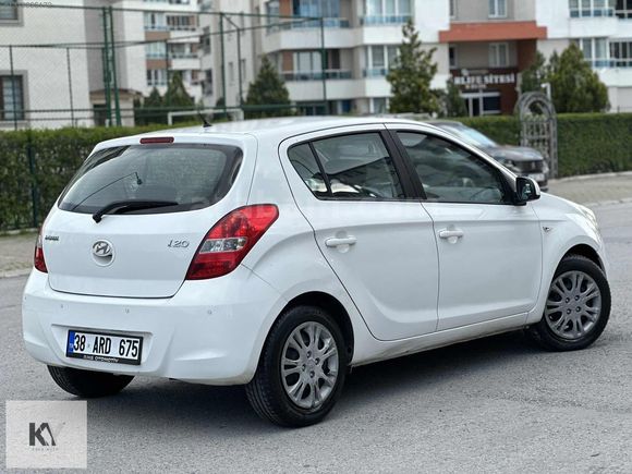 KAYA AUTODAN SINIF DÜŞÜK KM DEĞİŞENSİZZ!