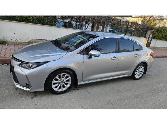Sahibinden Toyota Corolla 1.5 Dream 2022 Model