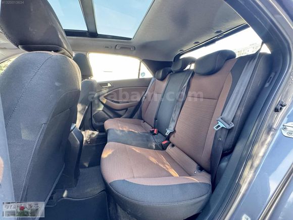 2015 MODEL İ20 STYLE+CAM TAVAN+İÇİ TABA+LED+XENON+146.000KM