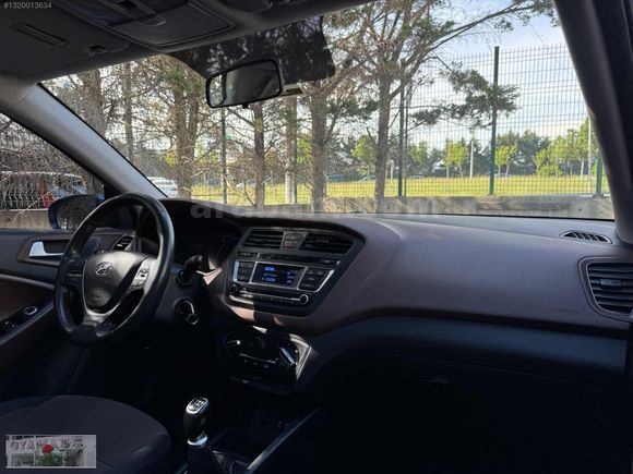 2015 MODEL İ20 STYLE+CAM TAVAN+İÇİ TABA+LED+XENON+146.000KM