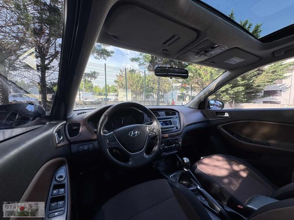 2015 MODEL İ20 STYLE+CAM TAVAN+İÇİ TABA+LED+XENON+146.000KM