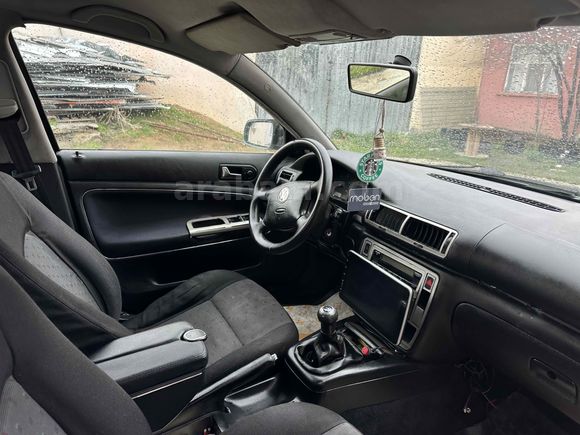 Sahibinden Volkswagen Passat 1.9 TDi 1999 Model  264.000 km Yeşil