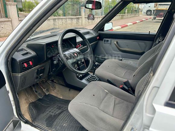 Galeriden Renault R 9 1.4 Broadway GTE 1992 Model Antalya