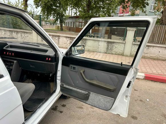 Galeriden Renault R 9 1.4 Broadway GTE 1992 Model Antalya