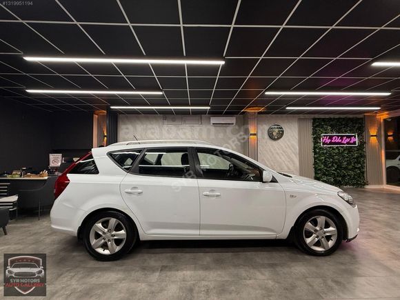 SYR MOTORS'TAN, TEMİZ KULLANILMIŞ DİZEL OTOMATİK KİA CEED SW