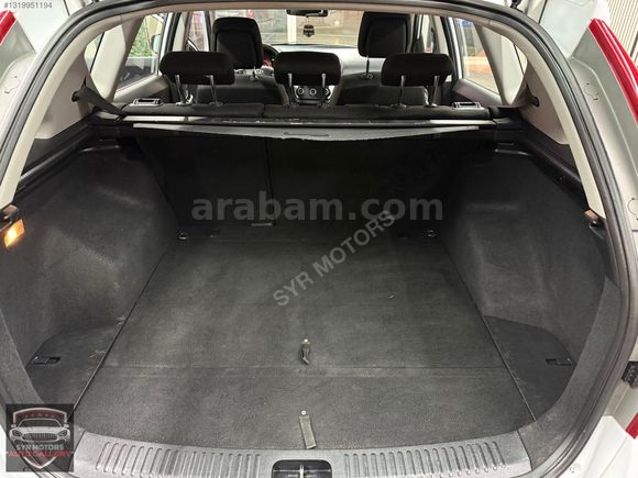 SYR MOTORS'TAN, TEMİZ KULLANILMIŞ DİZEL OTOMATİK KİA CEED SW