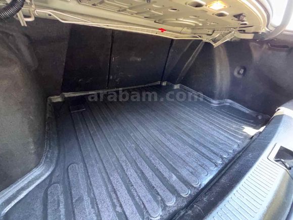 2012MODELHATASIZ BOYASIZ HASARSIZ OTOMATİK VİTESFUL PAKET FLUENS
