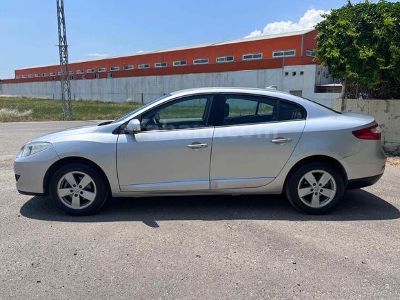 2012MODELHATASIZ BOYASIZ HASARSIZ OTOMATİK VİTESFUL PAKET FLUENS