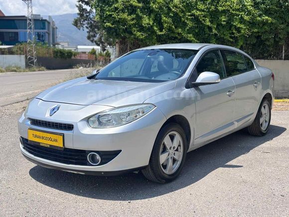 2012MODELHATASIZ BOYASIZ HASARSIZ OTOMATİK VİTESFUL PAKET FLUENS