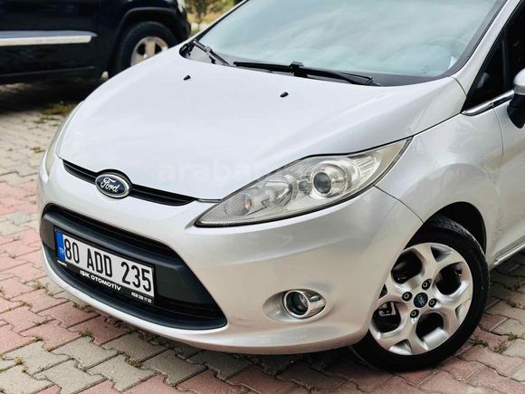 Sahibinden Ford Fiesta 1.4 Titanium 2011 Model 