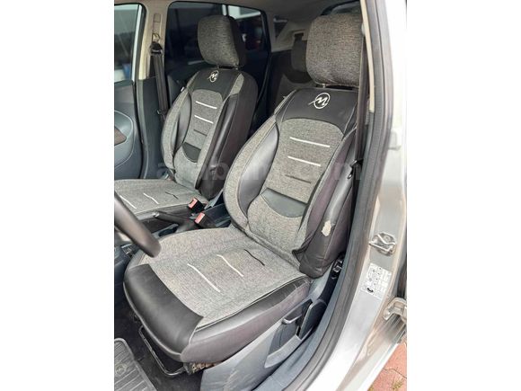 Sahibinden Ford Fiesta 1.4 Titanium 2011 Model 