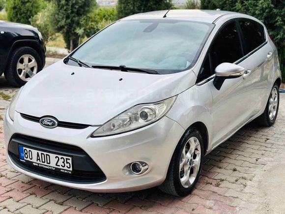 Sahibinden Ford Fiesta 1.4 Titanium 2011 Model 
