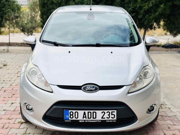 Sahibinden Ford Fiesta 1.4 Titanium 2011 Model 