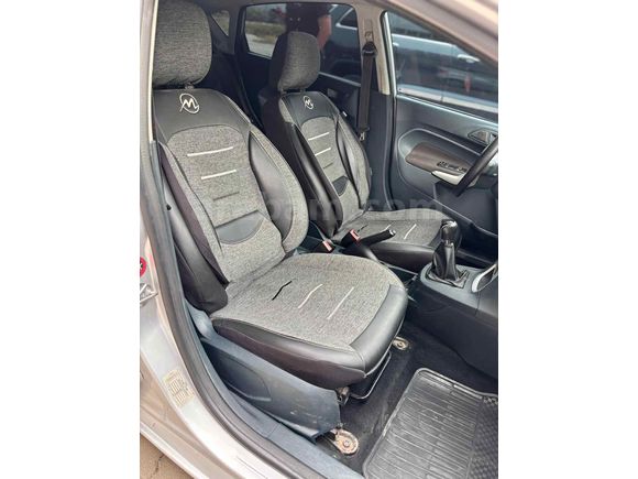 Sahibinden Ford Fiesta 1.4 Titanium 2011 Model 