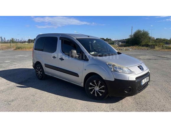 Sahibinden Peugeot Partner 1.6 HDI Comfort 2010 Model  257.000 km Gri