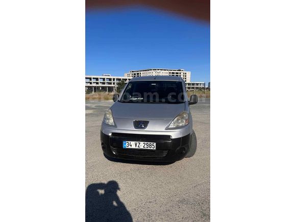 Sahibinden Peugeot Partner 1.6 HDI Comfort 2010 Model  257.000 km Gri