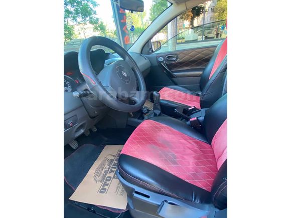 Galeriden Renault Megane 1.4 Authentique 2004 Model İstanbul